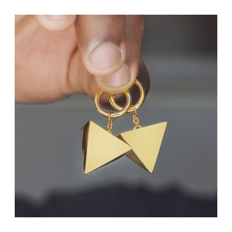 Egyptian Pyramid Dangle Earrings in 18K Gold