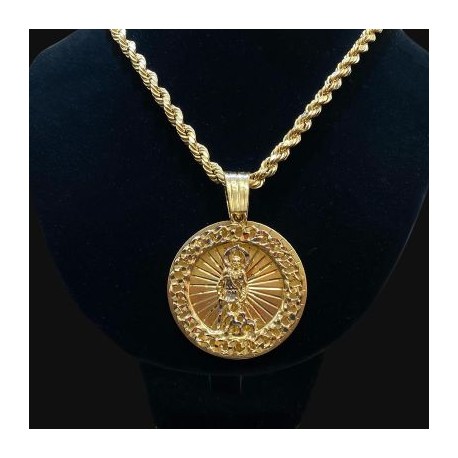 Shepherd Cuban Circle Engraved Pendant