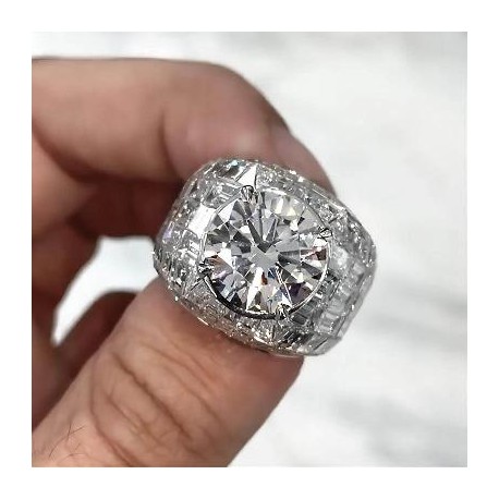 5.8 CT Round& Emerald Cut Ring